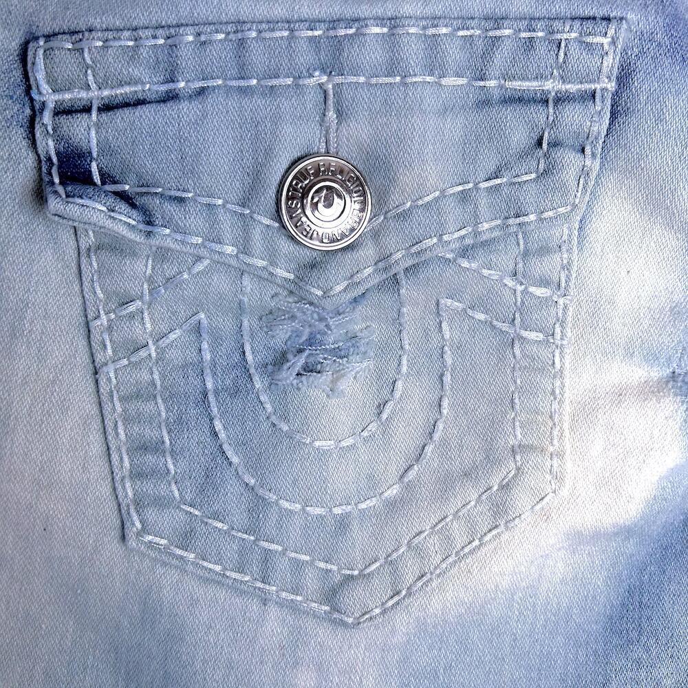 True Religion Joey Denim Shorts NWOT Fringe Raw Hem Women's 10 or Size 30 - Picture 8 of 10